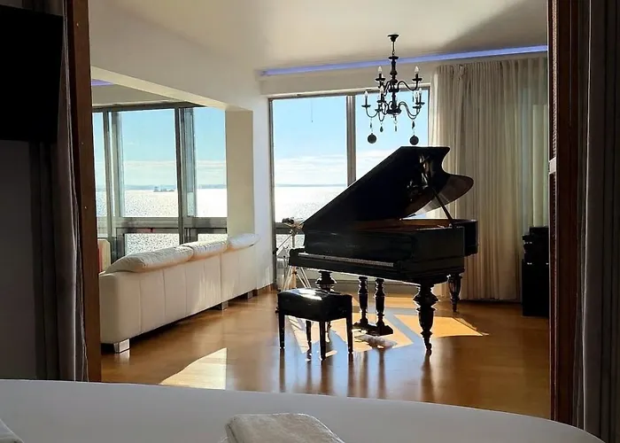 Premium Seafront شقة سالونيك